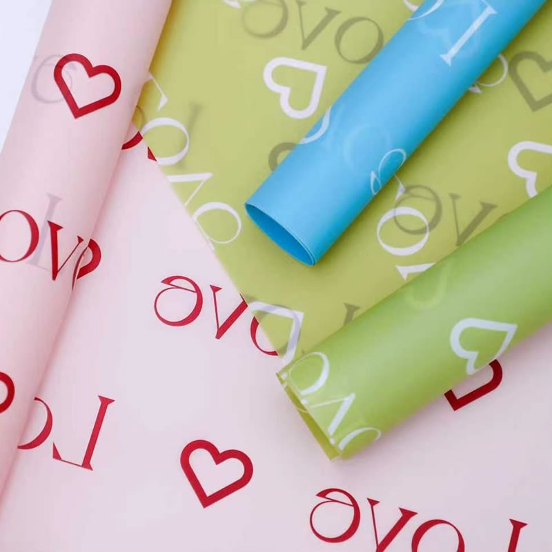 Love Letters Print Design Kvetinový baliaci papier Nossa s farebným vodotesným náterom