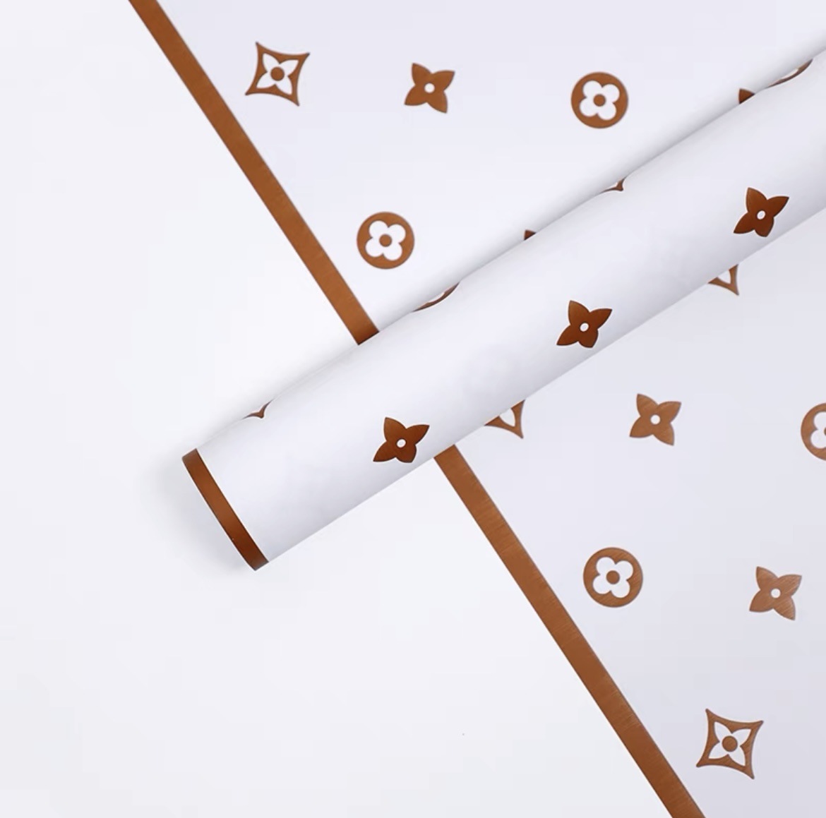 Baliaci papier značky Louis