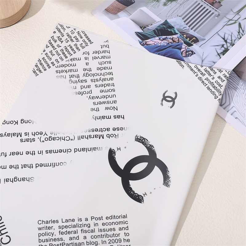 Baliaci papier značky Chanel