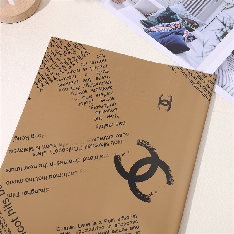 Baliaci papier značky Chanel