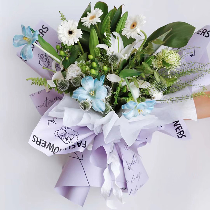 Baliaci papier Flower Love-Bouquet so vzorom ruží